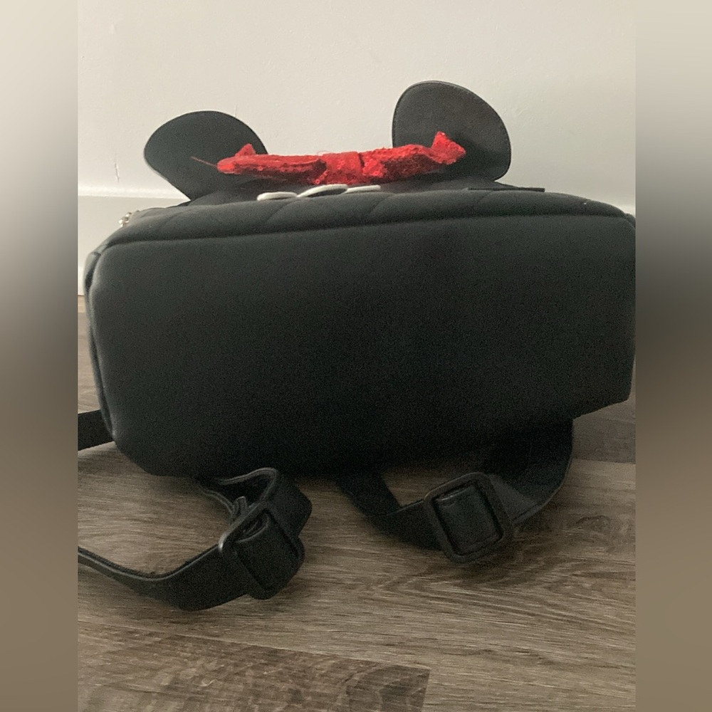 Minnie Mouse quilted sequin mini back pack - Picture 11 of 11